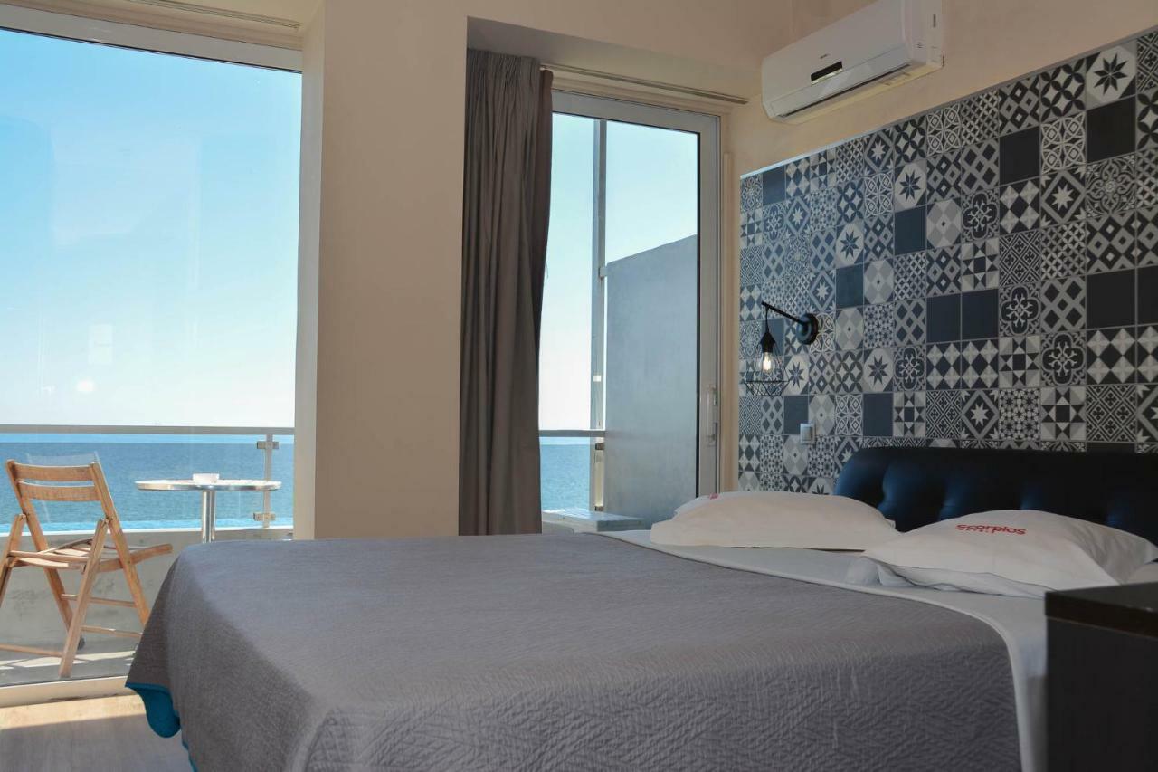 פיראוס Scorpios Sea Side Hotel מראה חיצוני תמונה